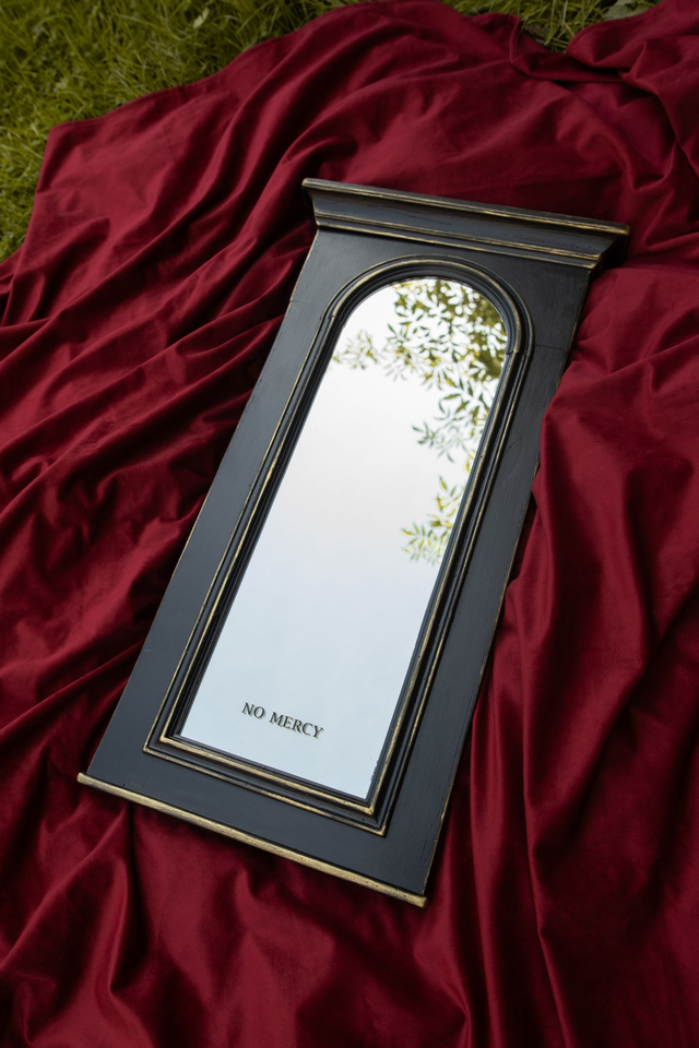 Miroir “No Mercy” 🕯️