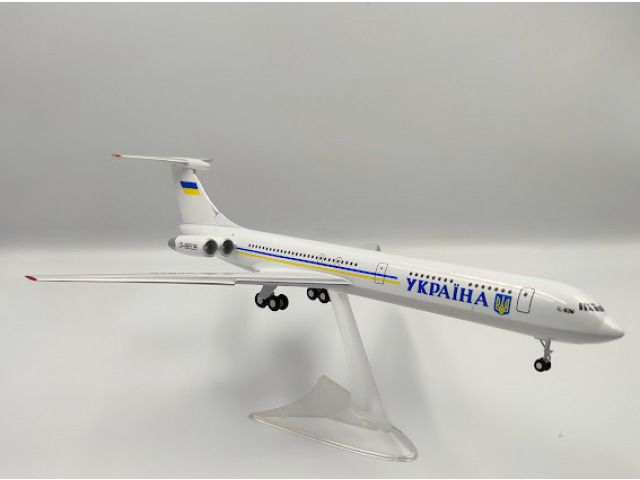 1/200 Iljuschin Il-62 Ukraine Government UR-86528