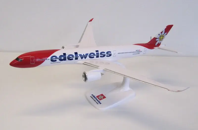 Airbus A350-900 Edelweiss