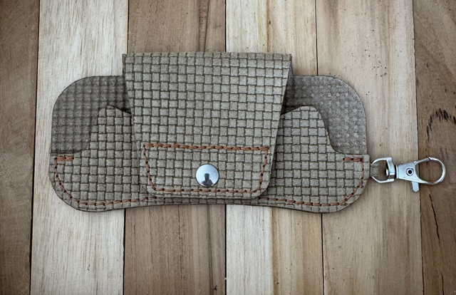 Etui à lunettes beige motif