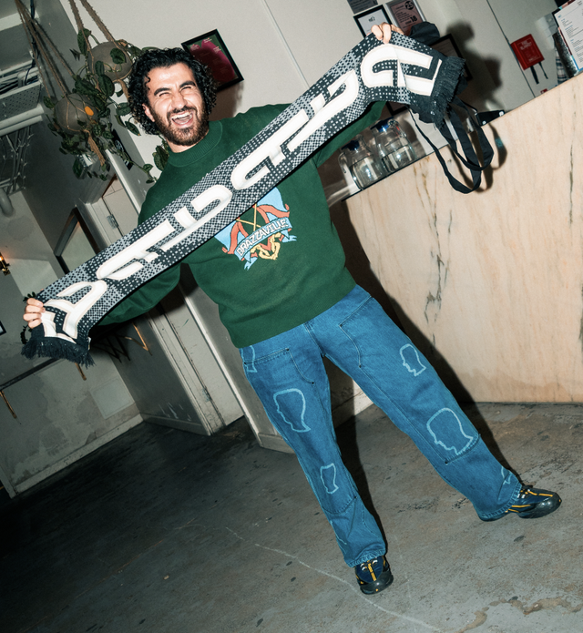 Teepee Football Scarf