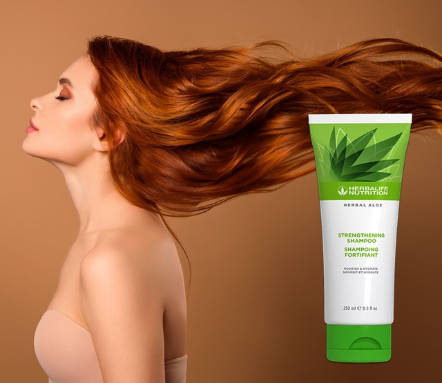 Posilující šampón Herbal Aloe 250 ml