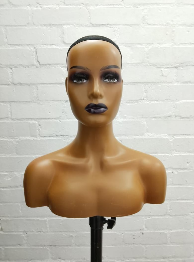 Professional Mannequin Display Heads with Shoulders