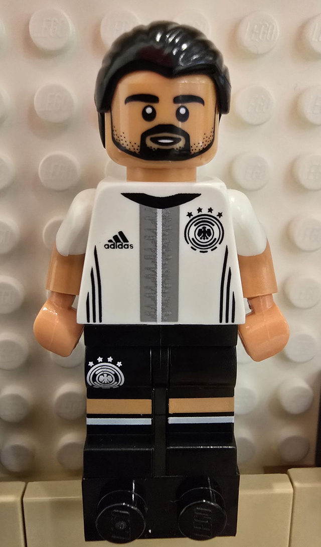 LEGO dfb011 Sami Khedira Minifigur