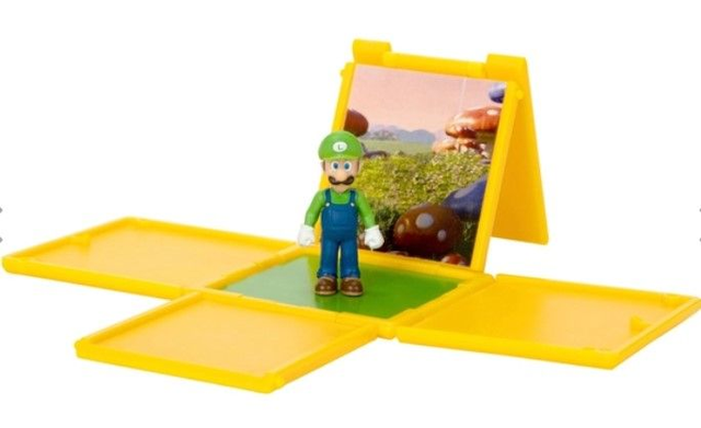 Free* The Super Mario Bros. Movie - Luigi Mini Figure (*Parcel Postage only)