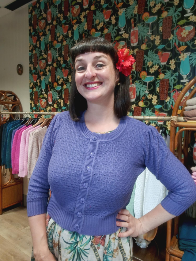 Cardigan violet