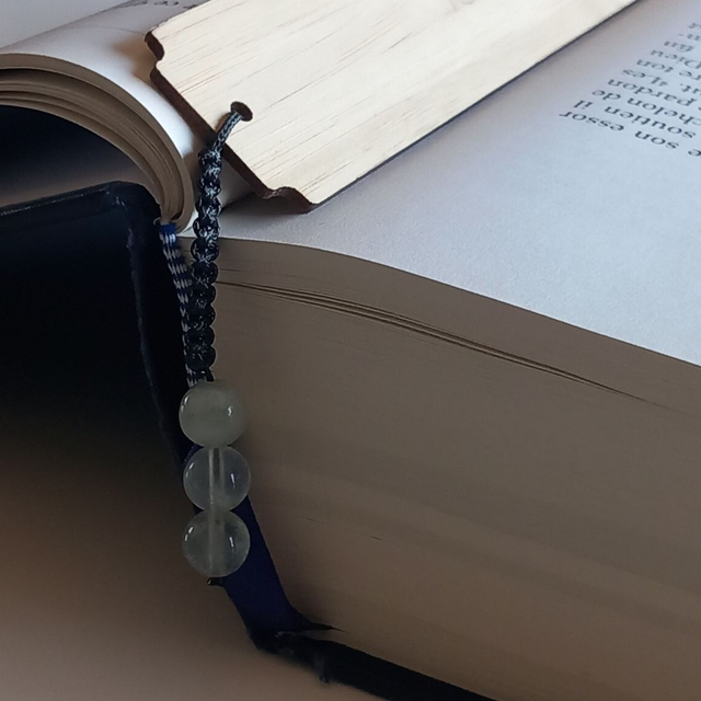 Marque-pages en bambou et Fluorite verte