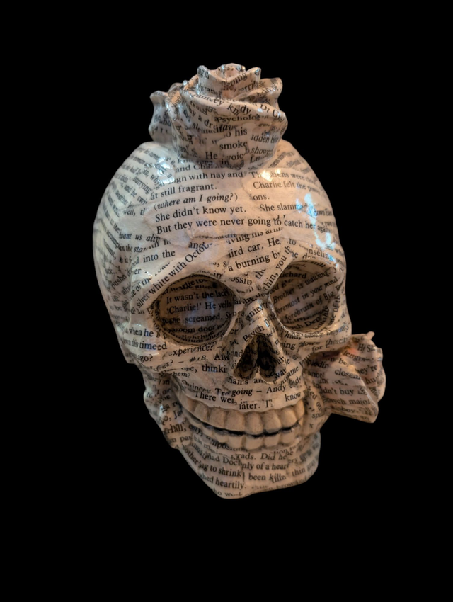 Stonecast Skull - Stephen King - Firestarter