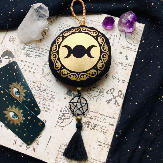 Amulette - Triple lune 