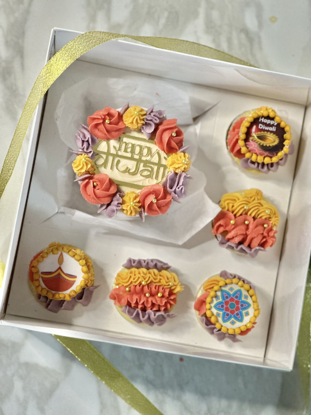 Diwali Bento Cake &amp; Cupcakes