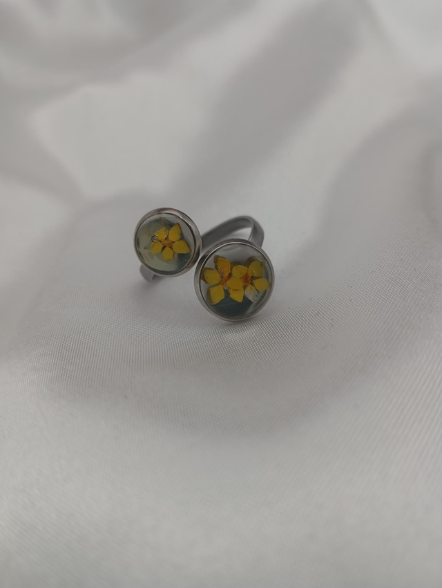 Bague reflet véritables fleurs séchées