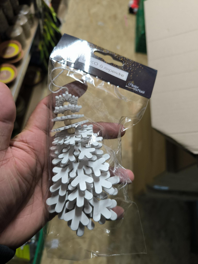 DECORATION SAPIN A SUSPENDRE 