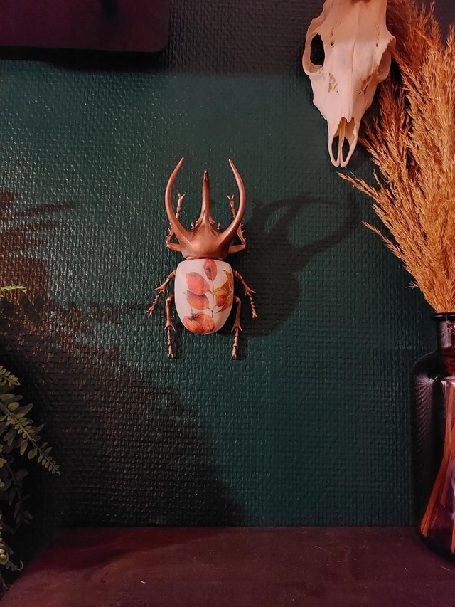 Scarabée en résine automne