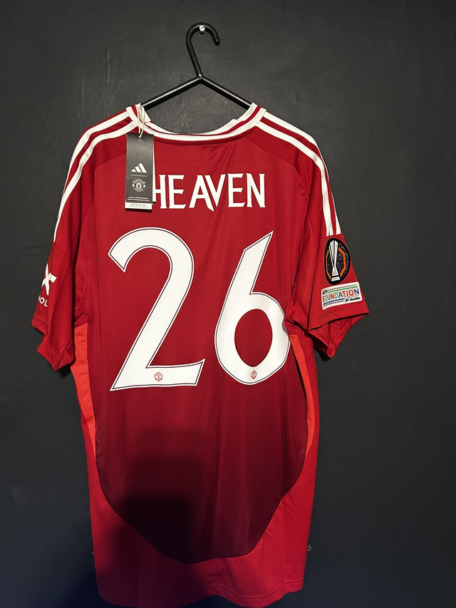 (L) Manchester United 2024-25 Home (BNWT) / HEAVEN 26