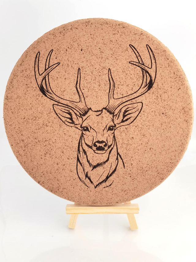Dessous de plat en liège – motif tête de cerf