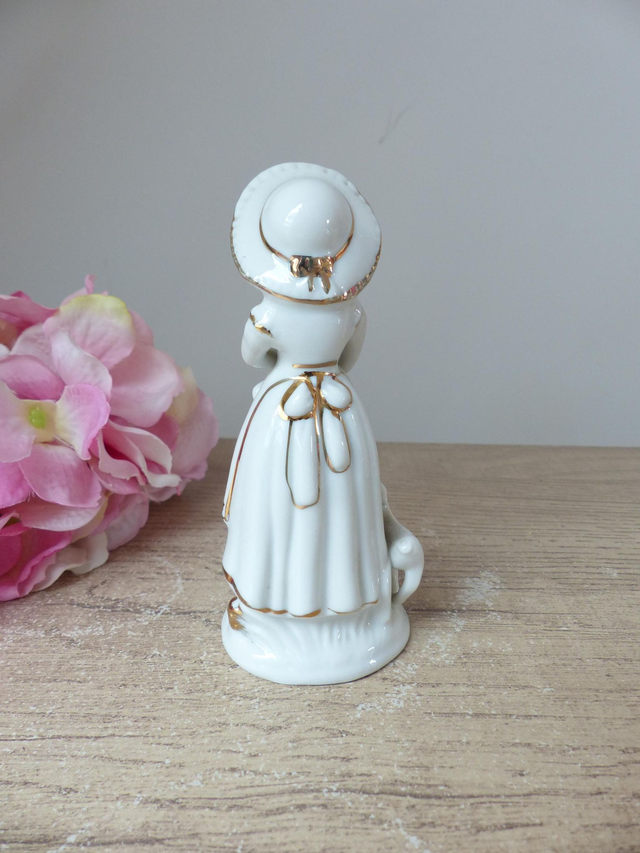 Figurine Fille et Mouton, Figurine Fille Bergère en Porcelaine avec agneau, Personnage romantique en Porcelaine Cadeau Décoration