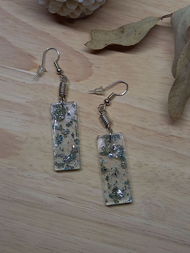 Boucles d&#039;oreilles Résine - rectangle résine avec paillettes argentées