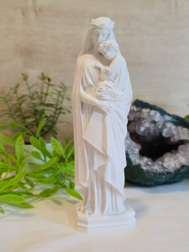 Statuette la vierge et l'enfant 