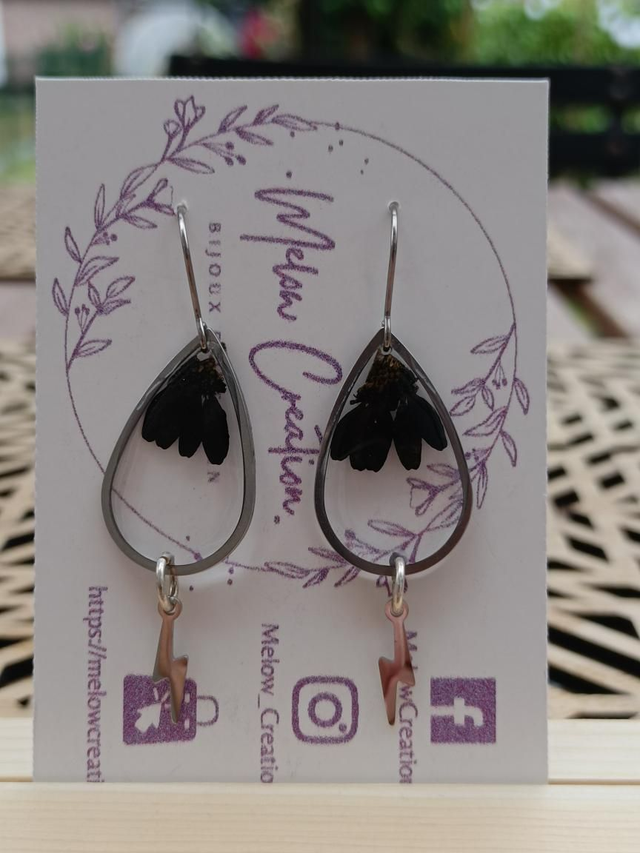 Boucles Fleur séchée Noire &amp; Éclair 