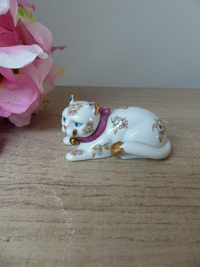 Vintage Chat Franklin Mint Satsuma 1986 cabinet de Curiosités, Chat en porcelaine avec collier à clochette, chat de style japonais satsuma