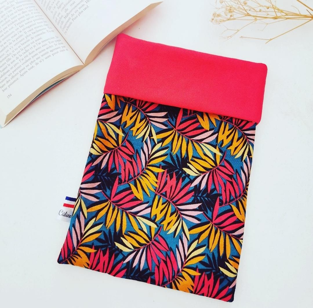 Pochette à livre de poche feuillage rose