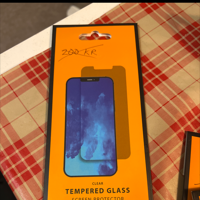 iPhone 12 Pro Max skärmskydd