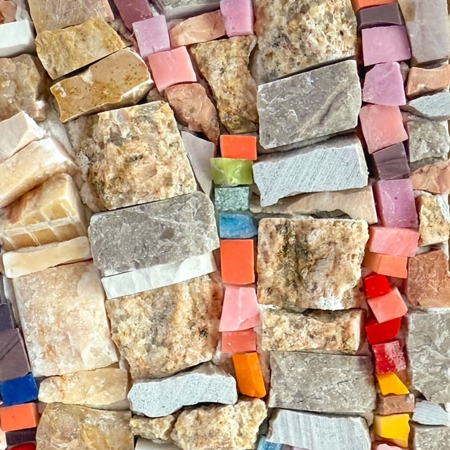 Tableau VIBRATION, mosaïque de marbre et émaux de verre