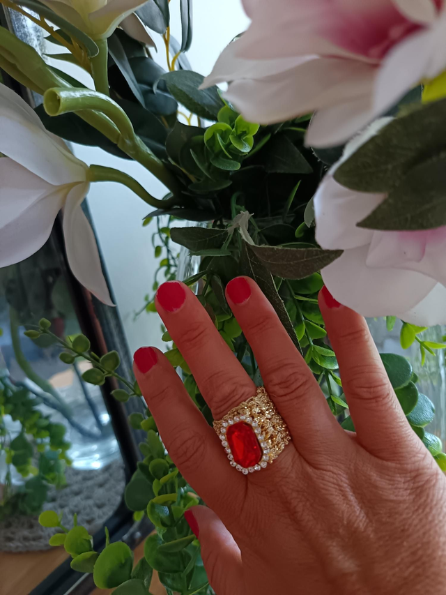 Bague cabochon rouge 