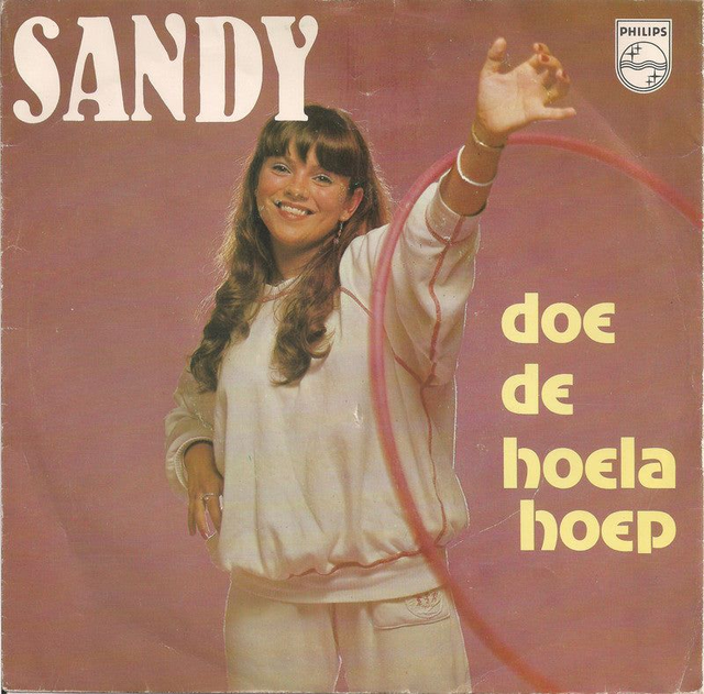 Sandy - Doe De Hoela Hoep