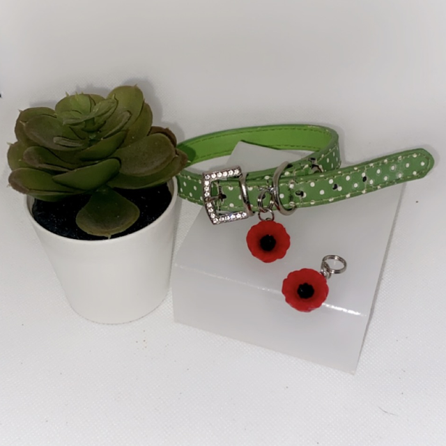 Poppy collar charms 