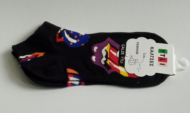 ΚΑΛΤΣΕΣ ΚΟΝΤΕΣ UNISEX ΜΕ ΘΕΜΑ ROLLING STONES