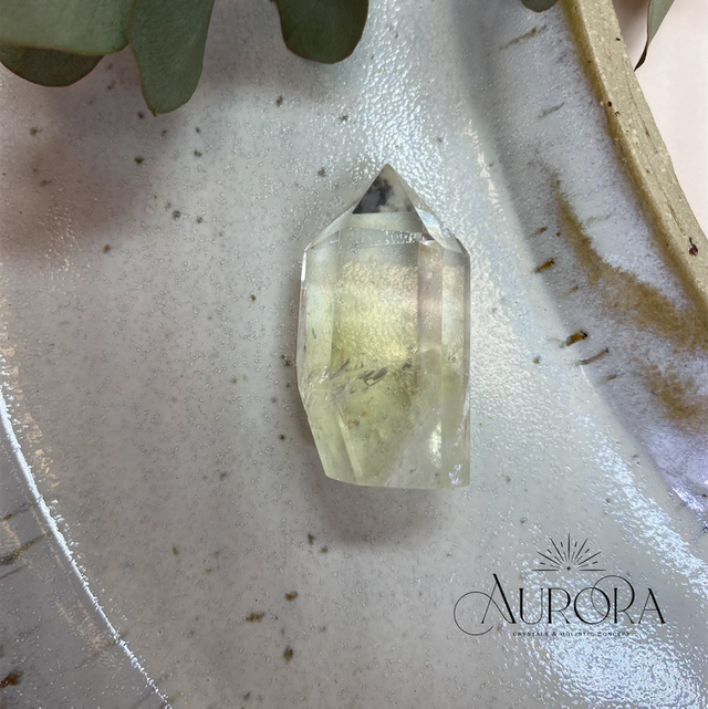 Limonenquarz Spitze poliert #2