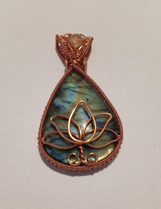Citrine &amp; Labradorite Lotus Flower Pendant