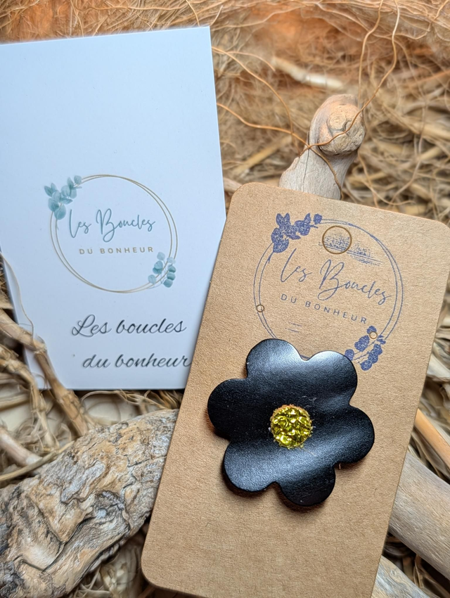 Broche fleur noir b007