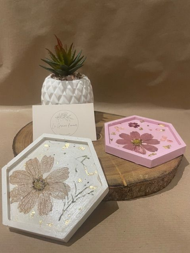 Plateau hexagonal fleurs séchées 