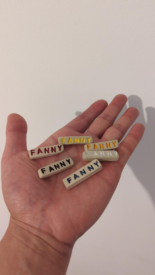 Fanny magnet