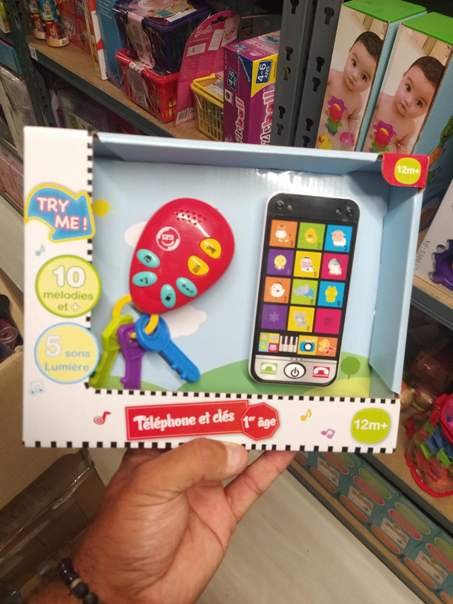 COFFRET TÉLÉPHONE ET CLES 1 ER AGE