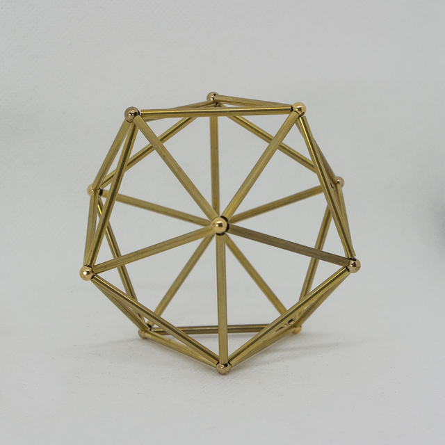 Geometrias Sobremesa Metal Doradas