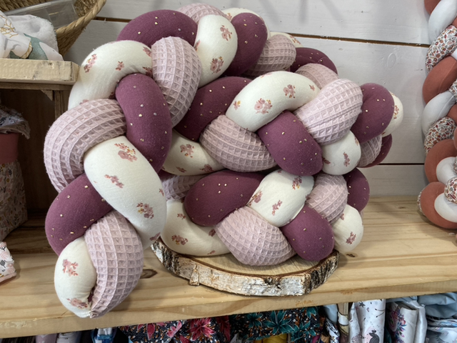 Tresse de lit tons vieux rose 