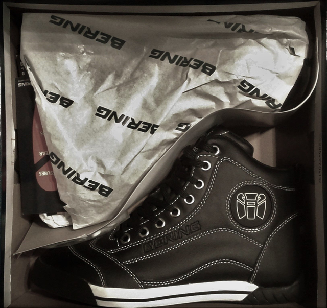 chaussures moto BERING type basket