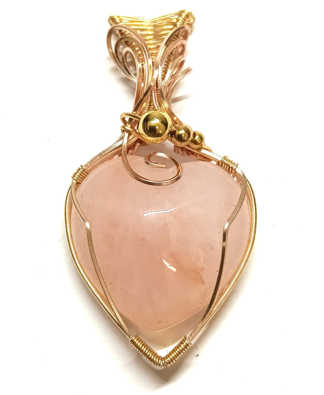 Pendentif coeur de quart Rose 