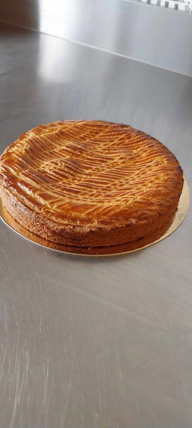 galette bretonne fourré à la framboise 6/8 parts