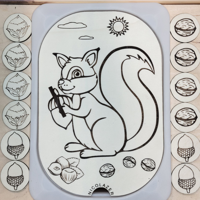 Insert sensoriel bois compatible trofast &quot;l&#039;écureuil gourmand&quot;