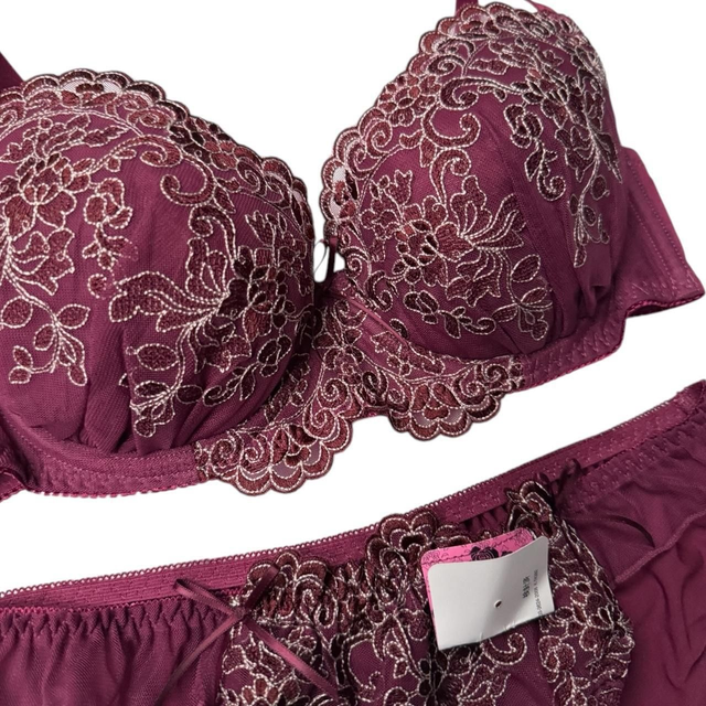 Burgundy Red Japanese Bra + Underwear Set UK 32C 