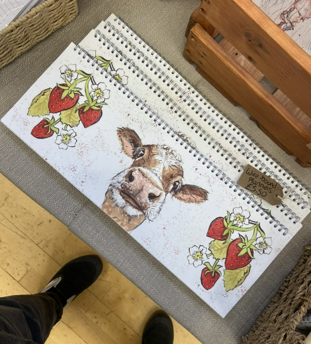 Strawberry Cow Weekly Planner 