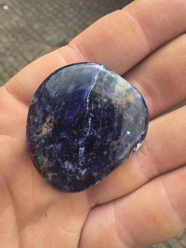 Sodalite palmstone