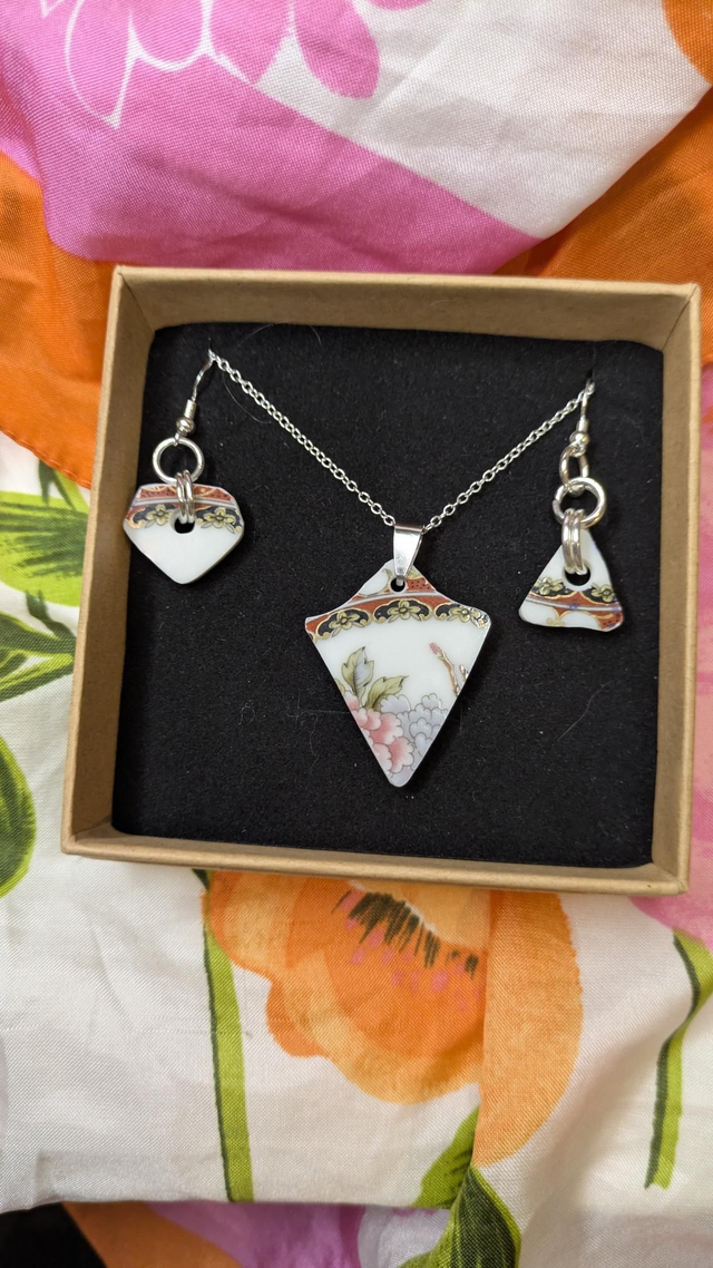 Earrings and necklace set