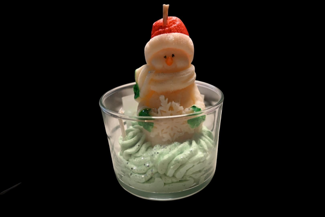 Bougie Bonhomme de Neige – Senteur Macaron Vanille