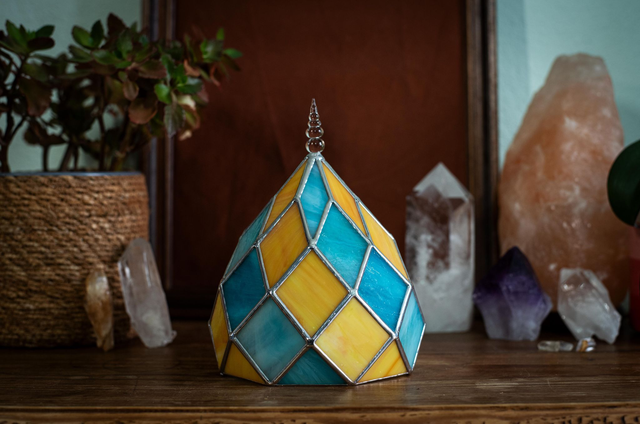 Zome 8 bicolore orange/bleu irisé avec épi de faîtage en verre