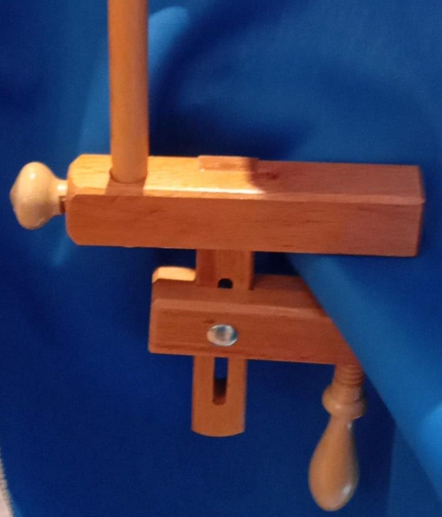 Huismerk: Borduurring met tafelklem 185mm